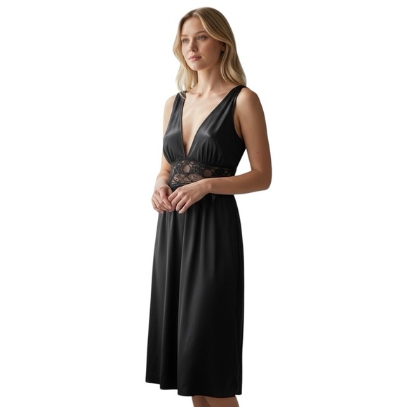 VTG Lily of France ROSA PULEO SZULE size medium black long nightgown Union Label - Picture 1 of 9